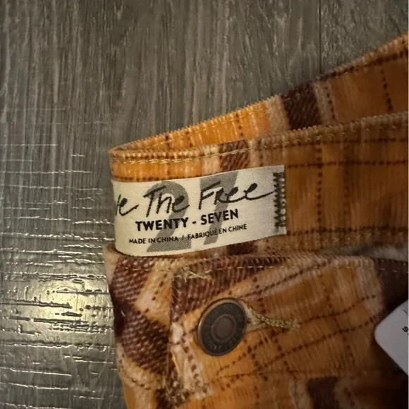 NWT We The Free Float On Flare Corduroy Plaid print 27 - Picture 3 of 6